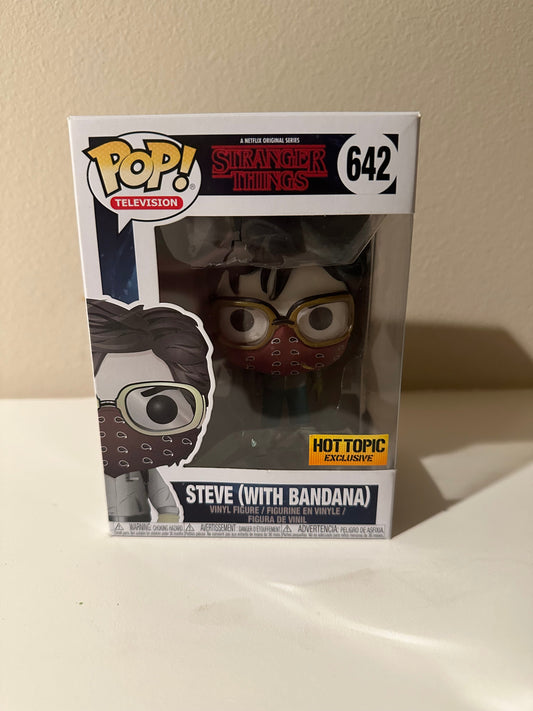 Funko Pop! Stranger Things - Steve (with Bandana) - Hot Topic (Exclusive)(#642)
