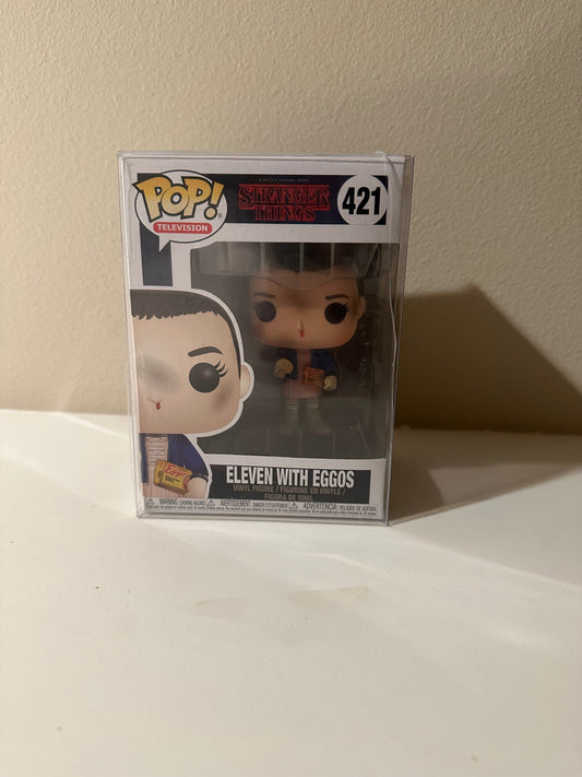 Funko Pop! Stranger Things - Eleven with Eggo (#421)(with protective sleeve)